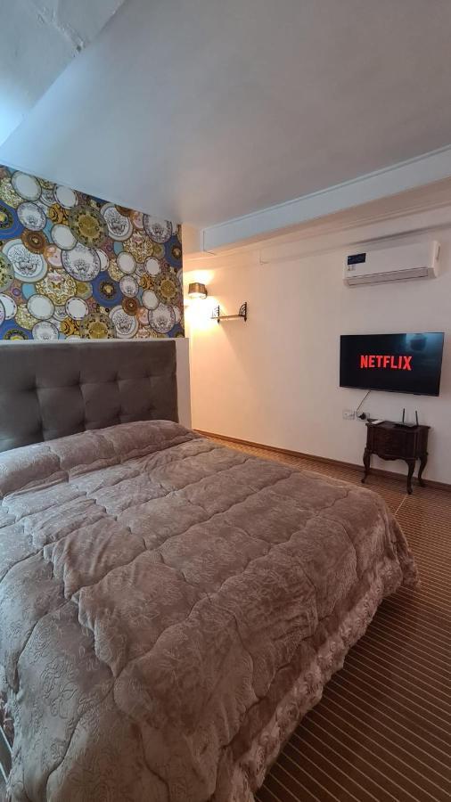 Hybris Campo De' Fiori Apartment Rome Bagian luar foto