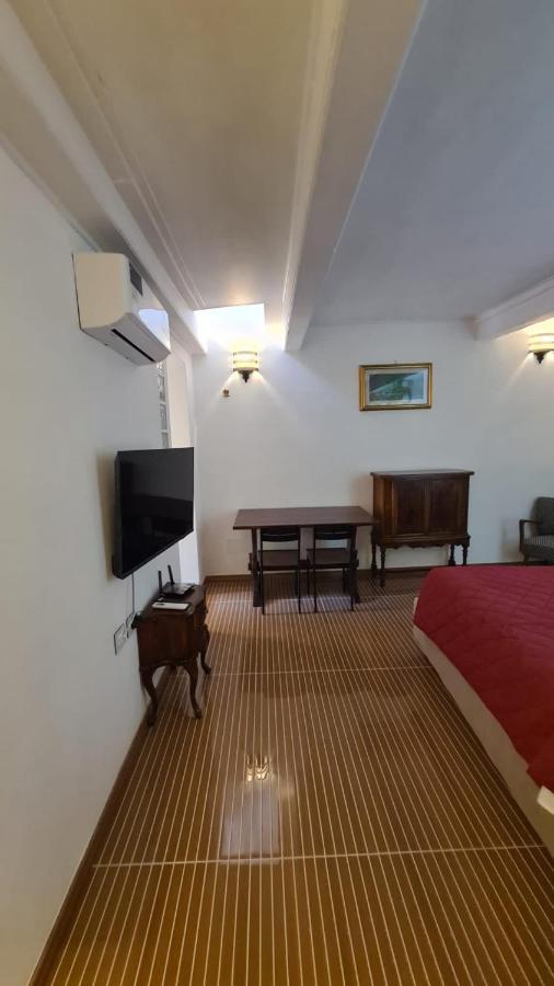 Hybris Campo De' Fiori Apartment Rome Bagian luar foto